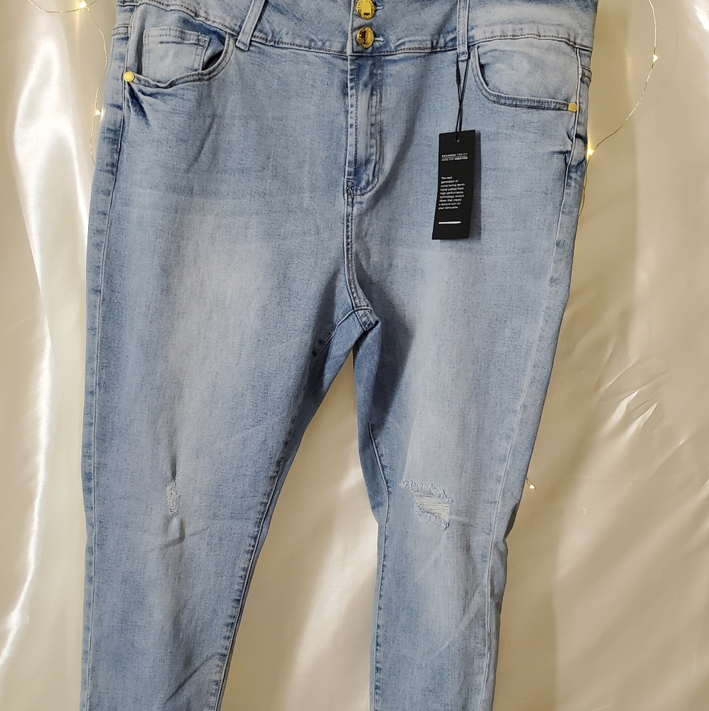 Crop minimum distressed jeans
